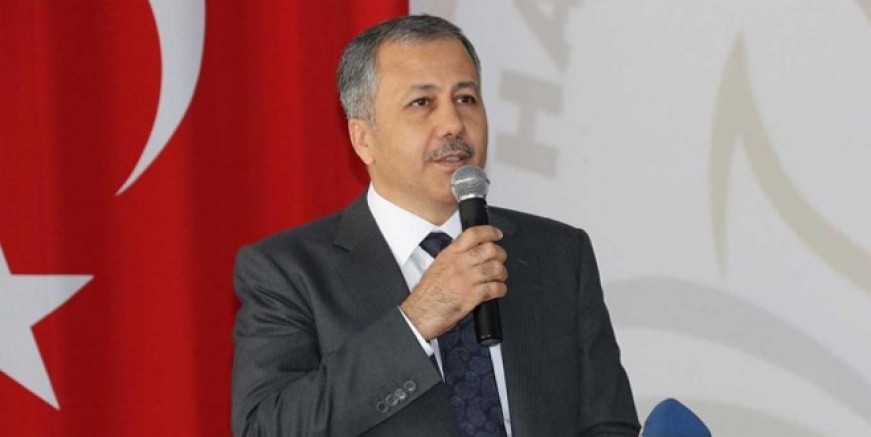 Ali Yerlikaya gündüz kuşağı programlarını topa tuttu