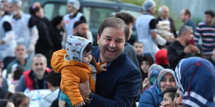Binlerce Maltepeli 'Sevgi Sofraları'nda buluştu
