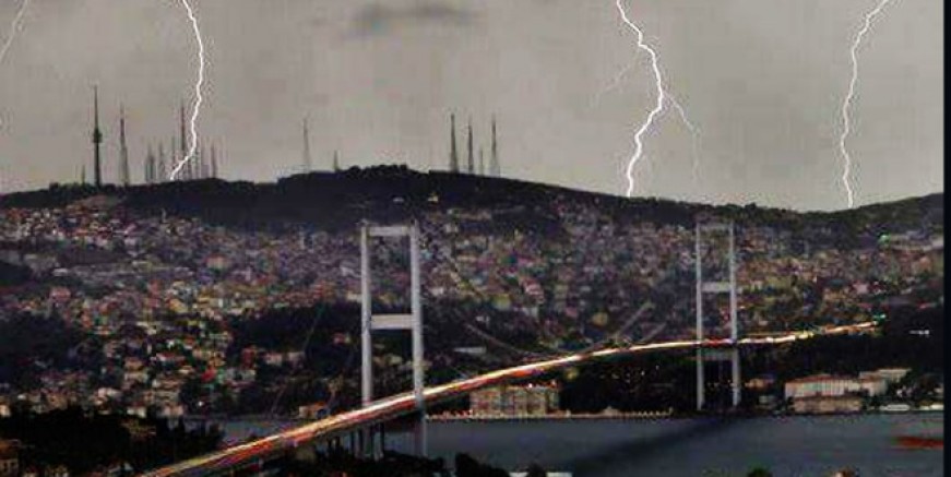 İstanbul sağanak yağışa teslim