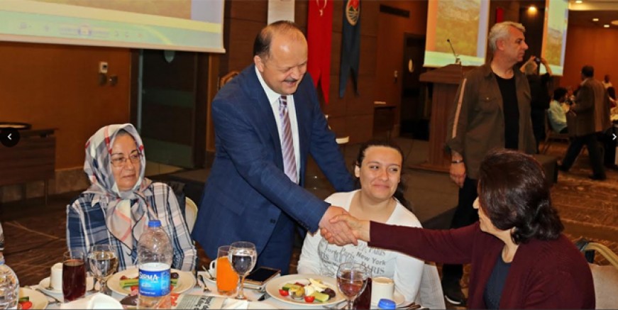 Maltepe'de ilk iftar şehit aileleri ve gazilere