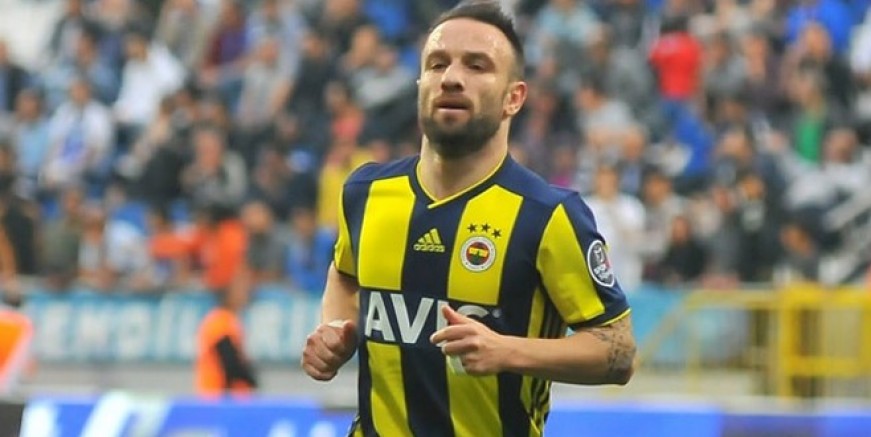 Mathieu Valbuena Olympiakos yolunda