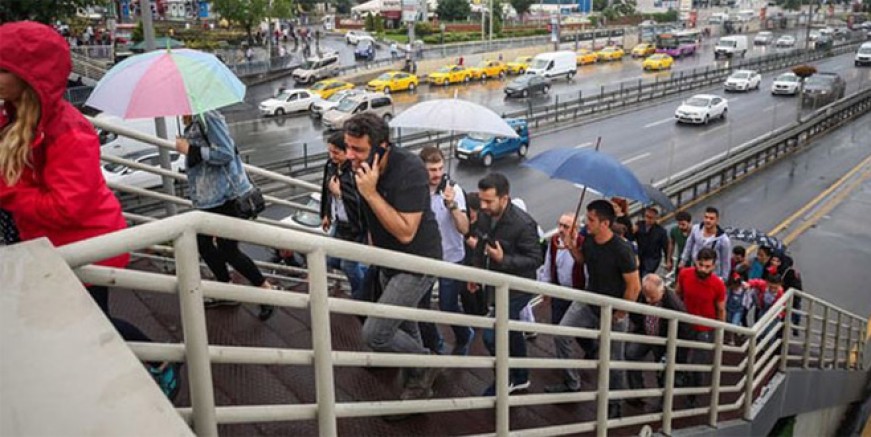 Meteoroloji'den İstanbul'a sağanak uyarısı!