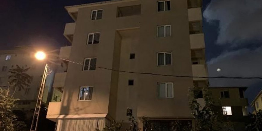 Pendik'te 5 katlı bina tahliye edildi