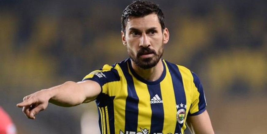 Şener Özbayraklı Fenerbahçe'yi sildi!