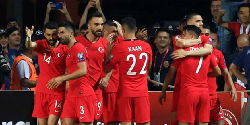 Türkiye Fransa'yı ezdi geçti