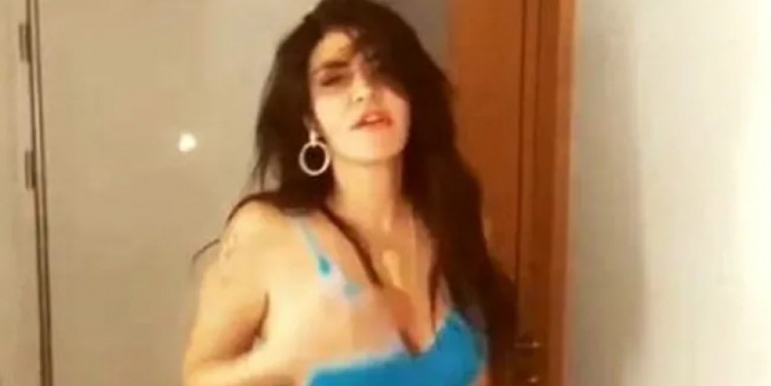 Ebru Polat Ahmet Hakan'ı fena bombaladı