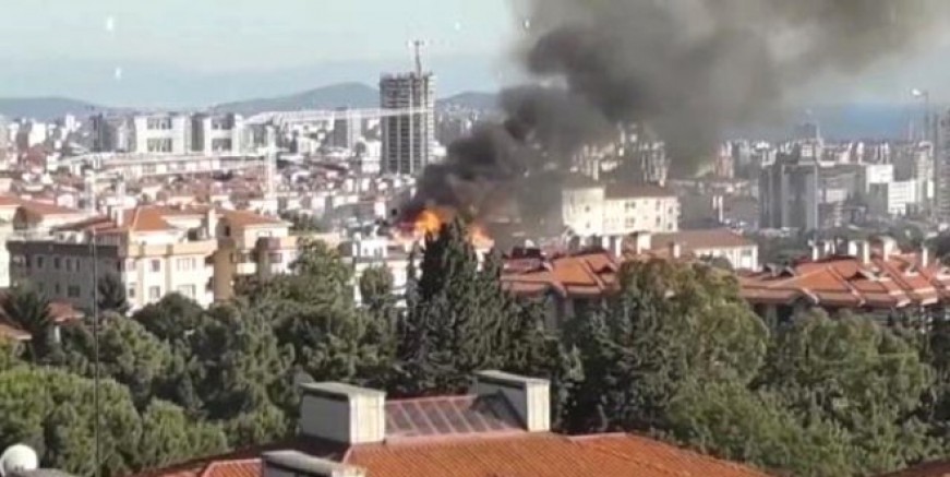 Üsküdar'da korkutan yangın!