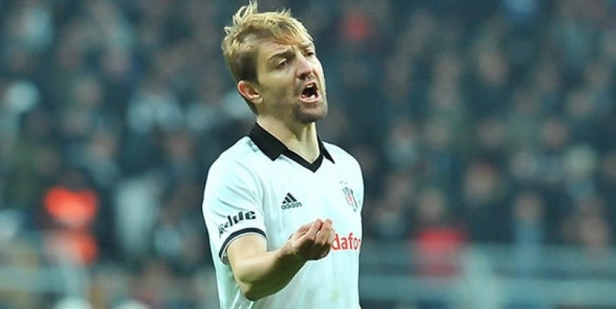 Beşiktaş'ta Caner Erkin depremi
