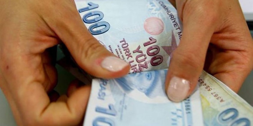 Çalışan anneye 1.015 liralık destek!