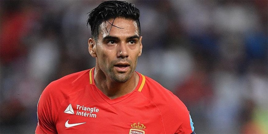 Falcao Galatasaray'a mesaj gönderdi