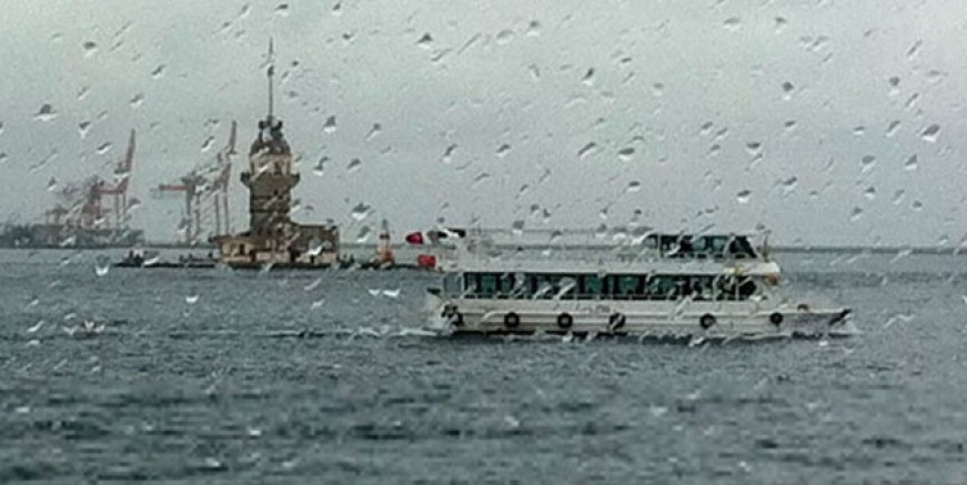 İstanbul'da vapur seferleri iptal!