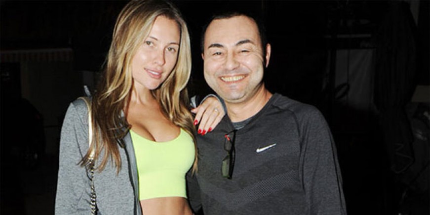 Serdar Ortaç - Chloe Loughnan çifti boşanıyor!