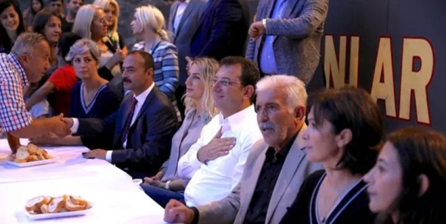 Ekrem İmamoğlu Muharrem iftarına katıldı