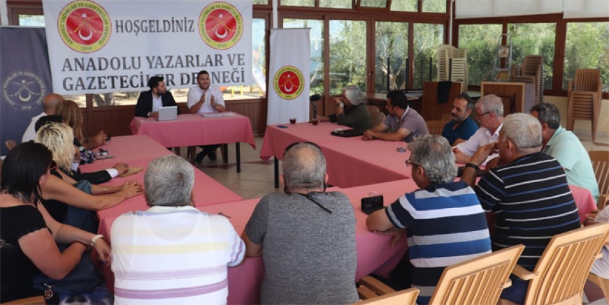 Gazetecilere basın hukuku eğitimi verildi