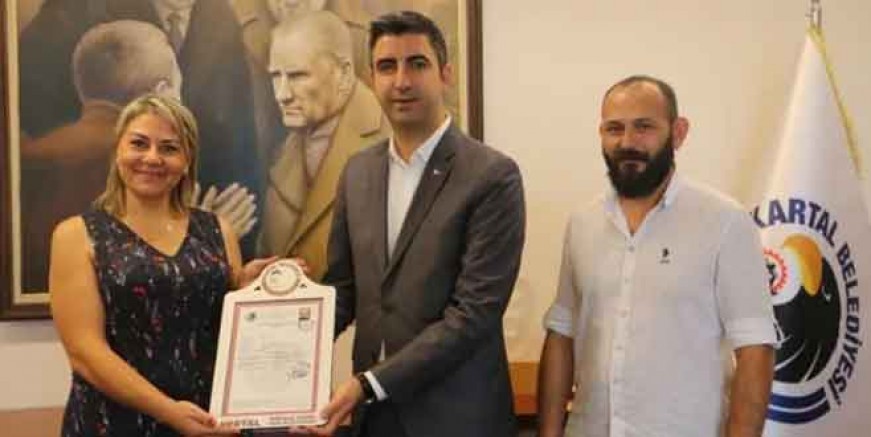 Gökhan Yüksel'den esnafa istihdam uyarısı