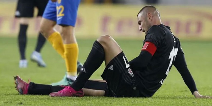 Beşiktaş'ta Burak Yılmaz şoku!