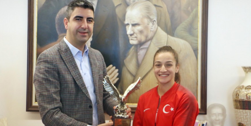 Gökhan Yüksel Buse Naz Çakıroğlu'na övgüler yağdırdı