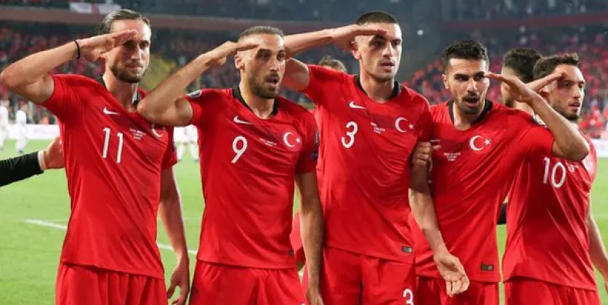 UEFA'dan asker selamı açıklaması!