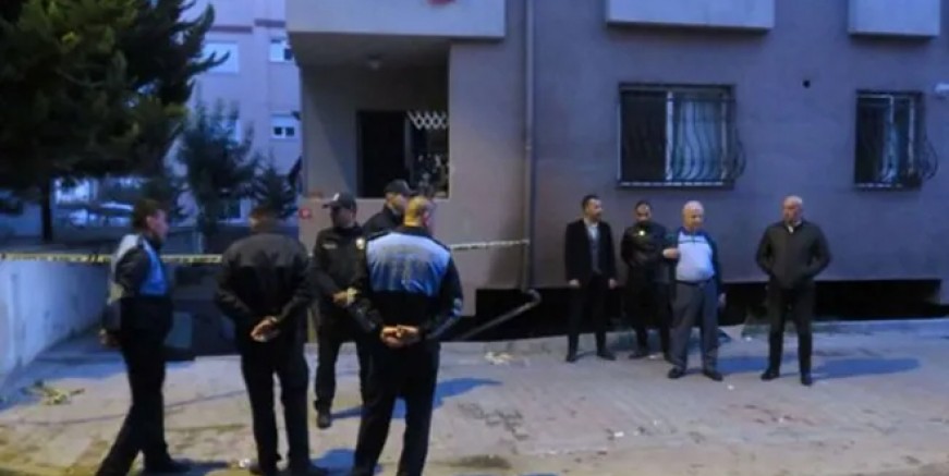 Kartal'da mobilya atölyesinde yangın faciası