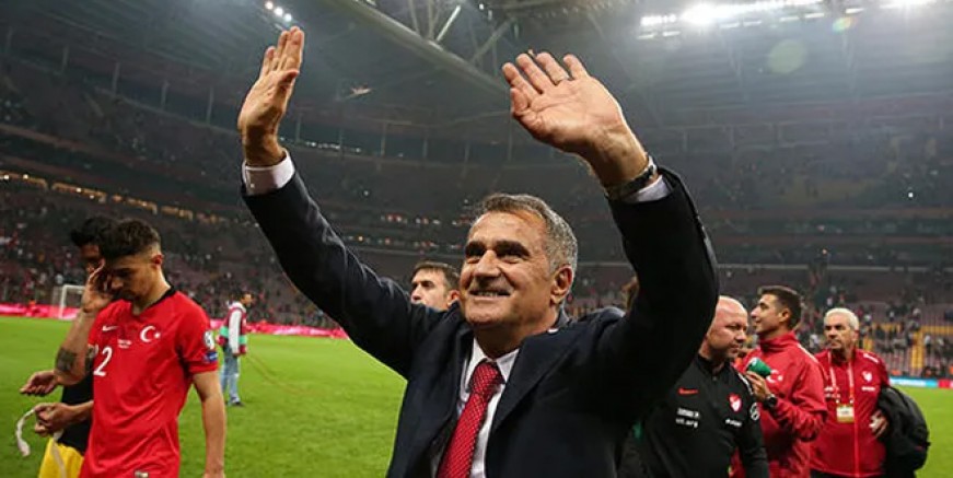 Şenol Güneş tarihe geçti!
