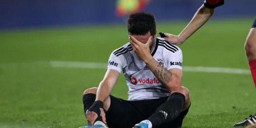 Beşiktaş'ta Gökhan Gönül şoku
