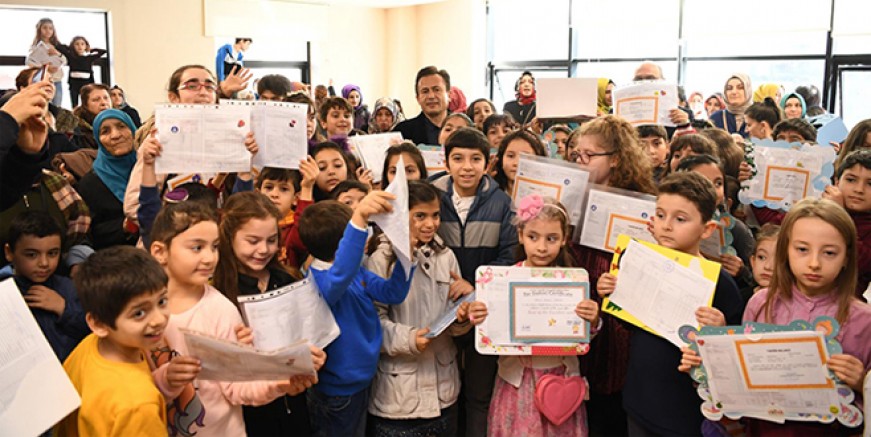 Çocuklardan Şadi Yazıcı'ya sevgi seli