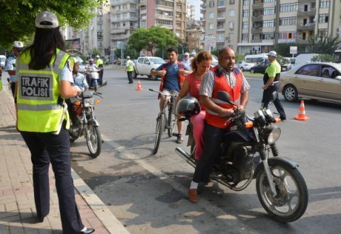 İkaz yeleğinin renklerinin anlamları