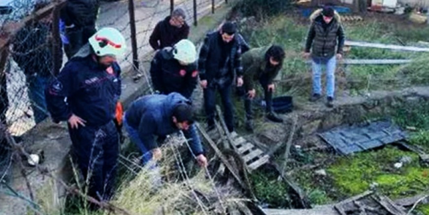 Kartal'da itfaiyeden köpek kurtarma operasyonu