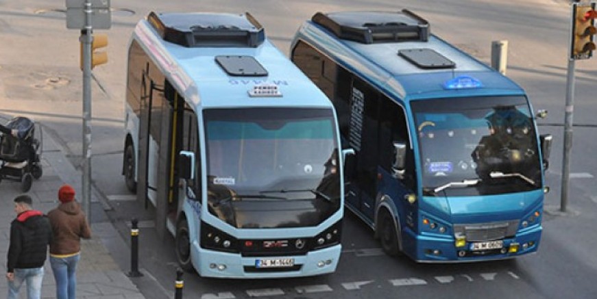 Minibüs sürücüleri 'illallah' dedirtiyor!