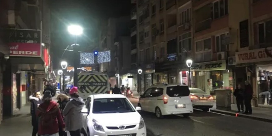 Akhisar'da 4,8 büyüklüğünde deprem