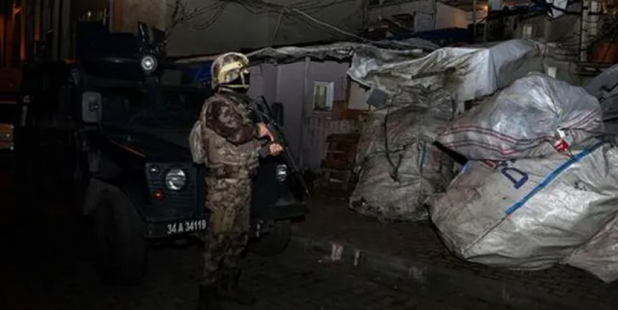 Jandarmadan zehir tacirlerine darbe