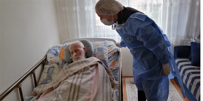 Kartal'da evde sağlık hizmetleri yeniden başladı