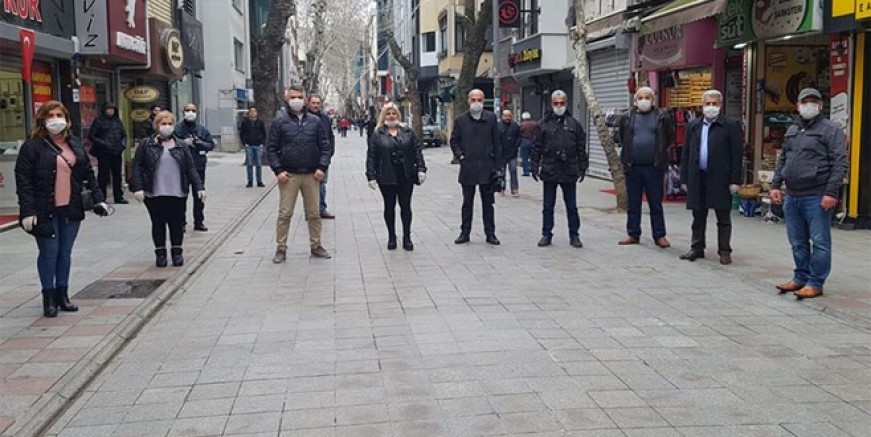 Kartallı gazetecilerden 'Evde Kal' çağrısı