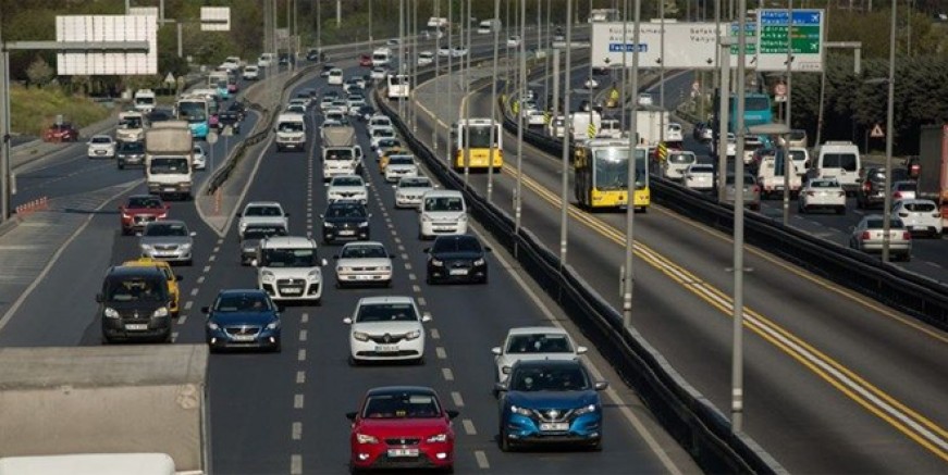 İstanbul'da yollar yine doldu!