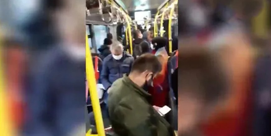 Metrobüste sosyal mesafe yok!