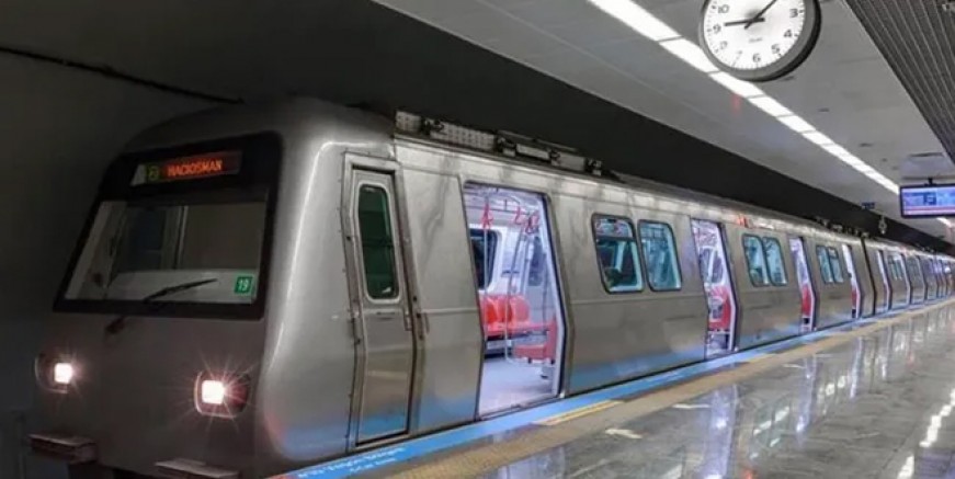 İstanbul'da metro sefer saatlerine yeni düzenleme