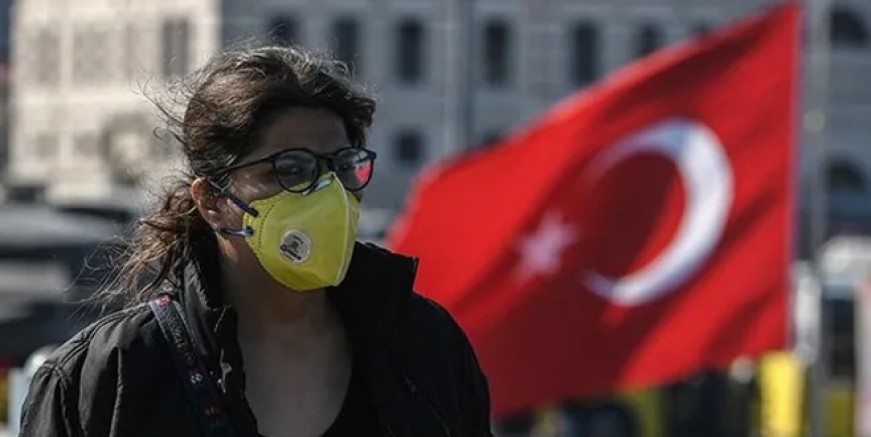 Türkiye'de salgının sona ereceği tarih açıklandı