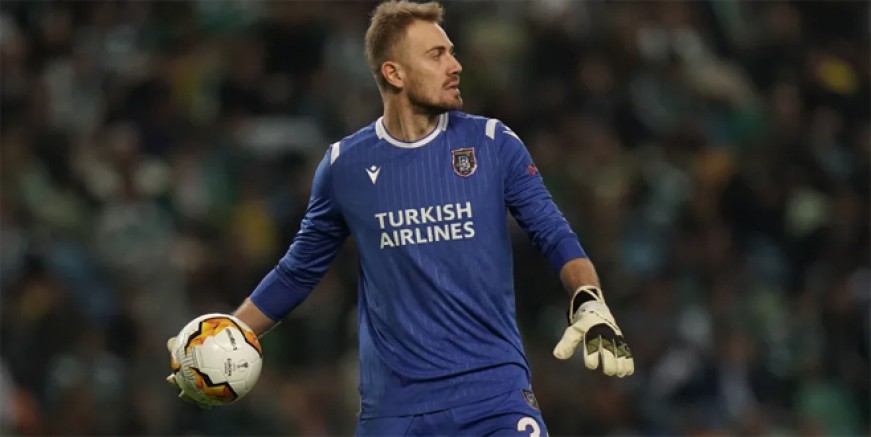 Başakşehir'i Mert Günok uçuruyor!