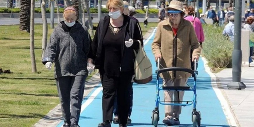 65 yaş üstü için sokağa çıkma yasağı mı geliyor?