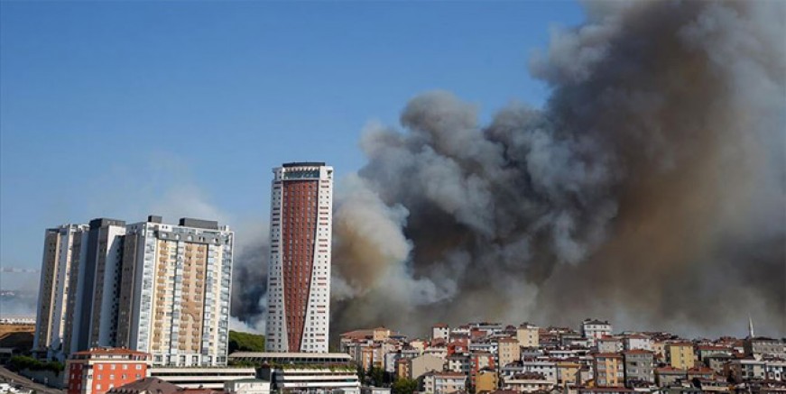 Maltepe'de askeri alanda orman yangını