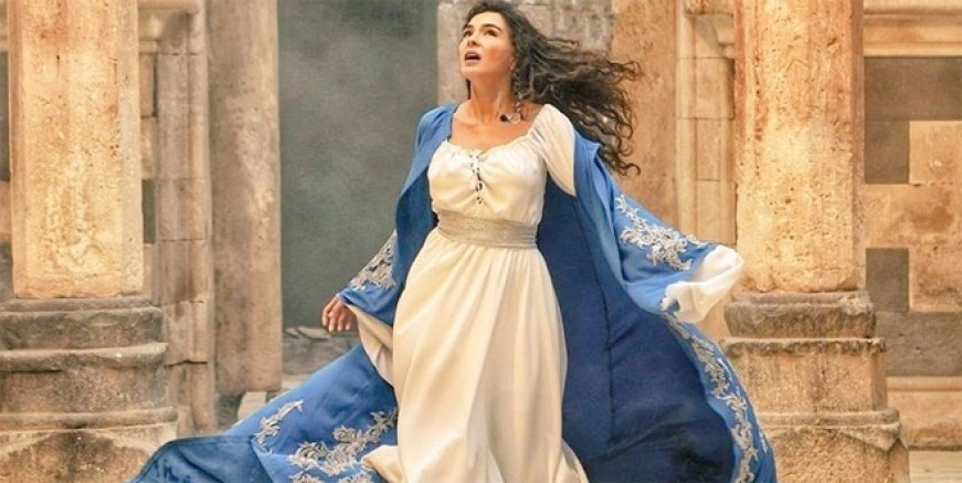 Ebru Şahin 4 ülkede birden TT oldu