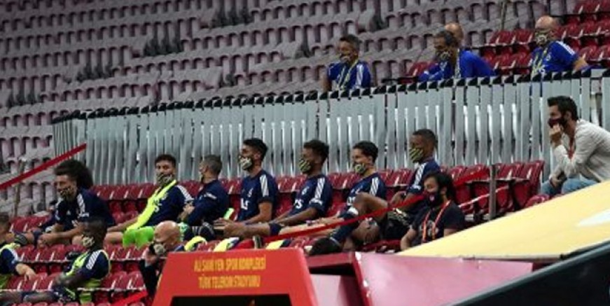 Fenerbahçe'de 5 isim daha yolcu!