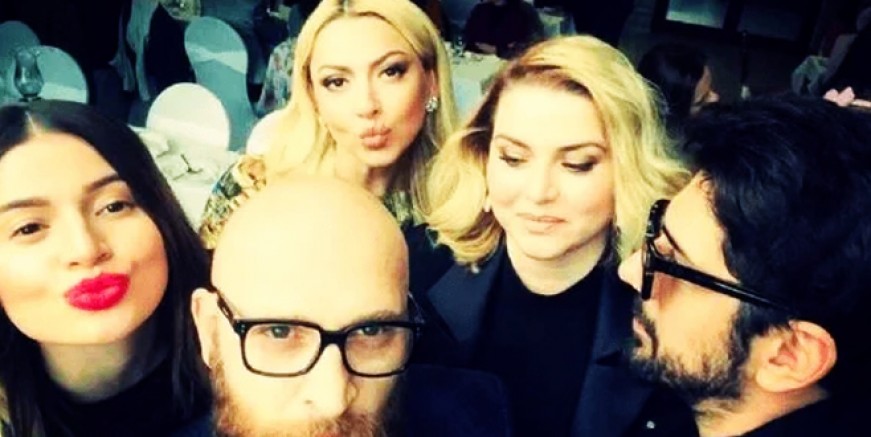 Hülya Açıkgöz Hadise'yi topa tuttu