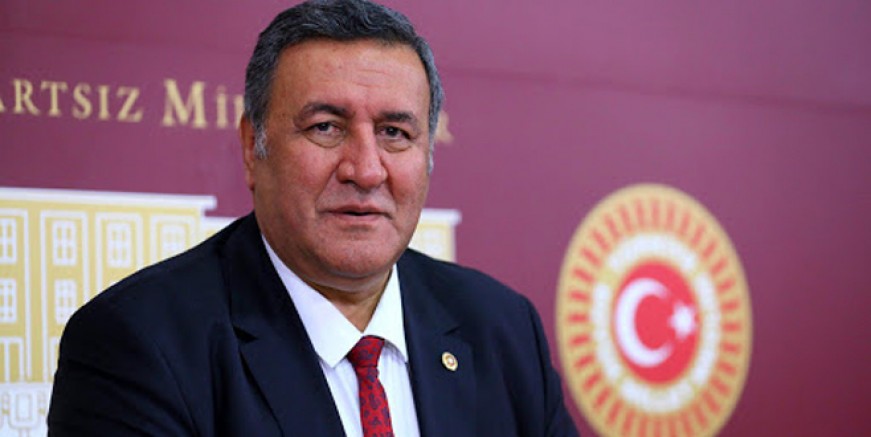 Ömer Fethi Gürer 'Asgari ücret 10 ayda eridi'