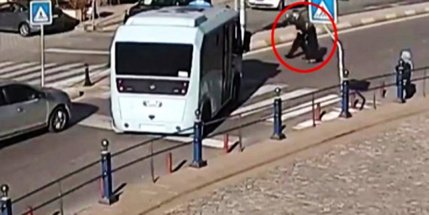 Tuzla'da minibüs şoföründen yürek ısıtan hareket
