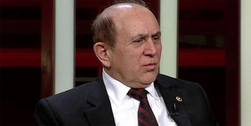 Burhan Kuzu koronavirüsten hayatını kaybetti