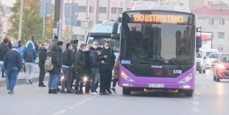 İstanbul'da toplu ulaşımda manzara değişmiyor