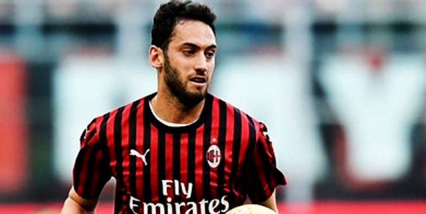 Juventus Hakan Çalhanoğlu'nun peşinde