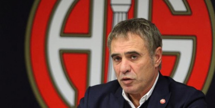 Antalyaspor'da Ersun Yanal krizi