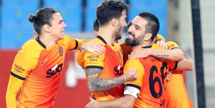 Arda Turan tarihe geçti!
